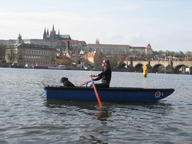 muziek spanning ~ kant Prague Paddle Boat | Prague Weekends Tours