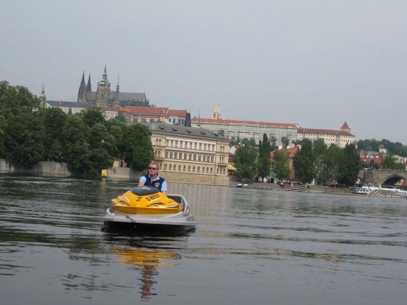 muziek spanning ~ kant Prague Paddle Boat | Prague Weekends Tours